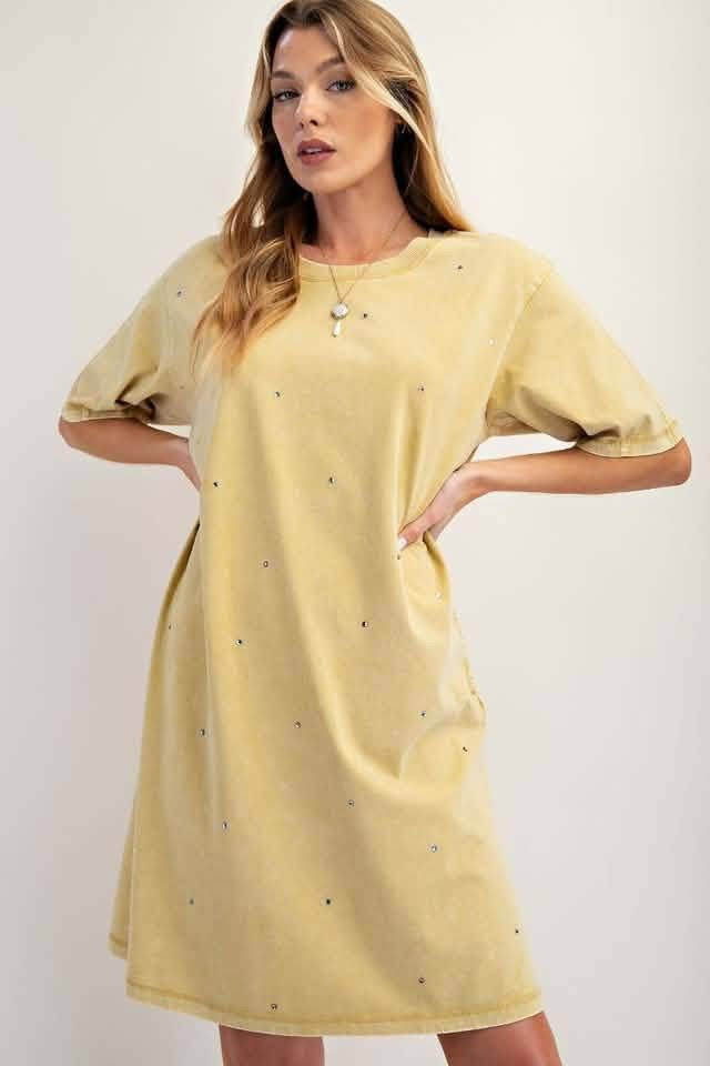 Casually Glowing Dress